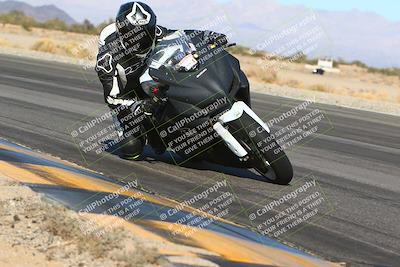 media/Jan-13-2024-SoCal Trackdays (Sat) [[9c032fe5aa]]/Turn 14 Inside (150pm)/
